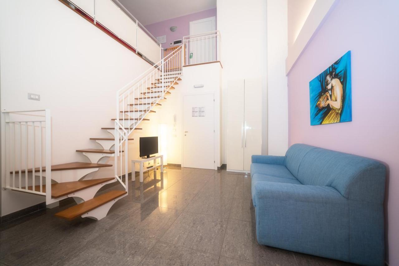Palazzo Leo Suite And Apartment เลชเช ภายนอก รูปภาพ