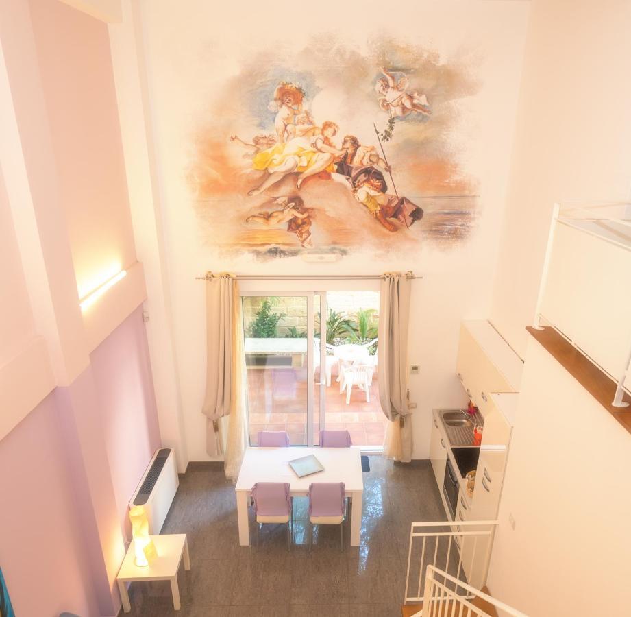 Palazzo Leo Suite And Apartment เลชเช ภายนอก รูปภาพ